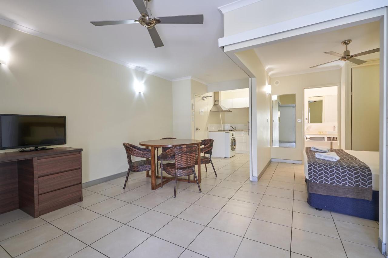 Cairns Queenslander Hotel & Apartments Bagian luar foto