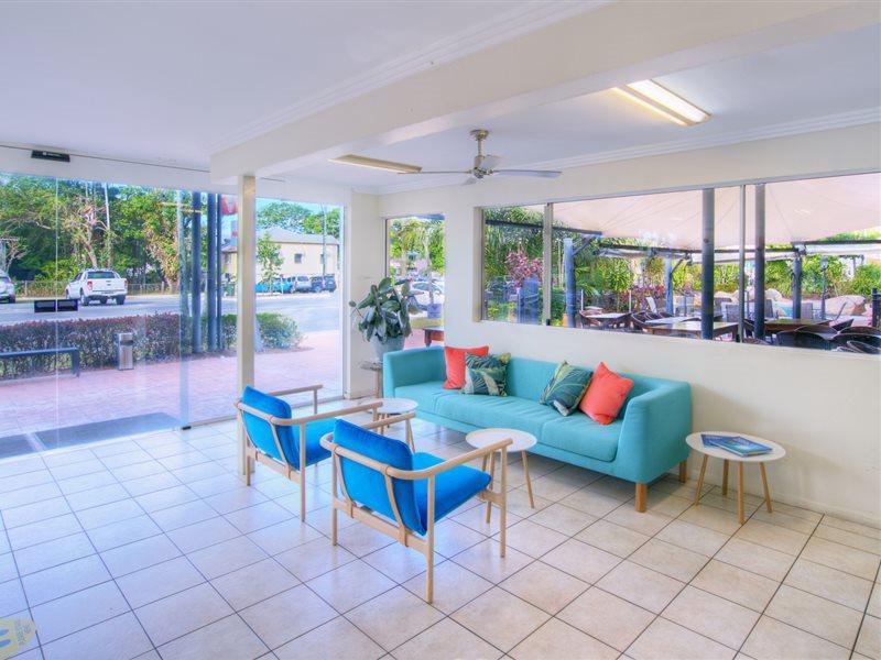 Cairns Queenslander Hotel & Apartments Bagian luar foto