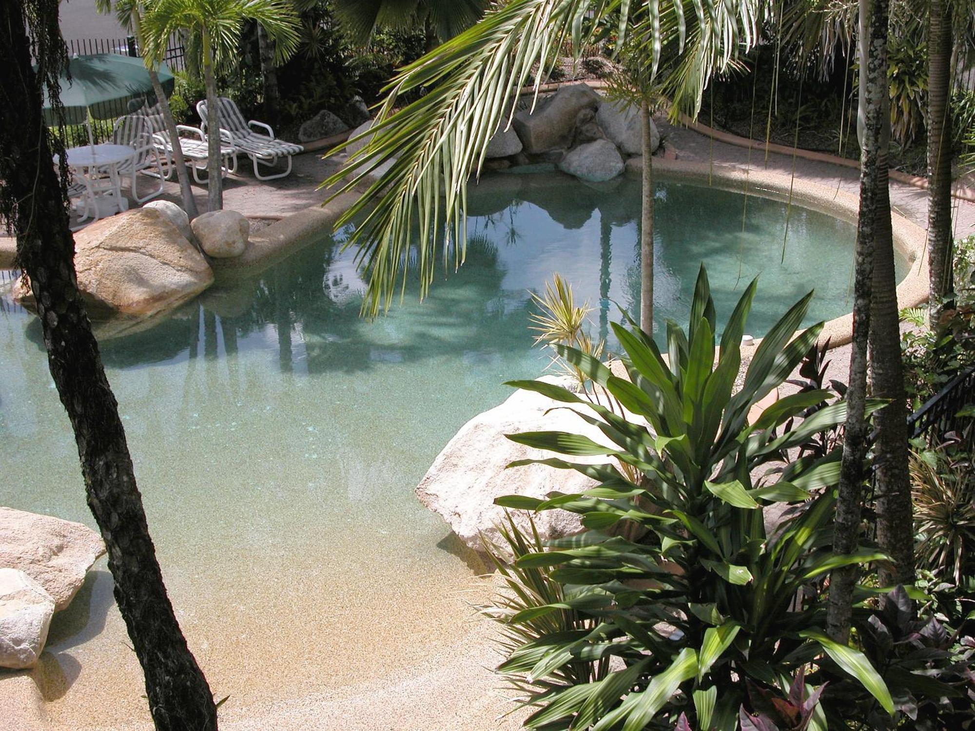 Cairns Queenslander Hotel & Apartments Bagian luar foto